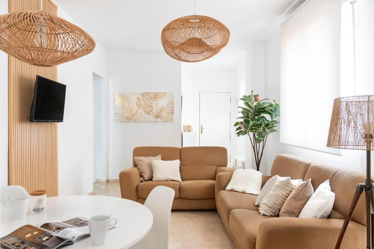 Magno Apartments Alfareria - Private Parking Included  Seville
