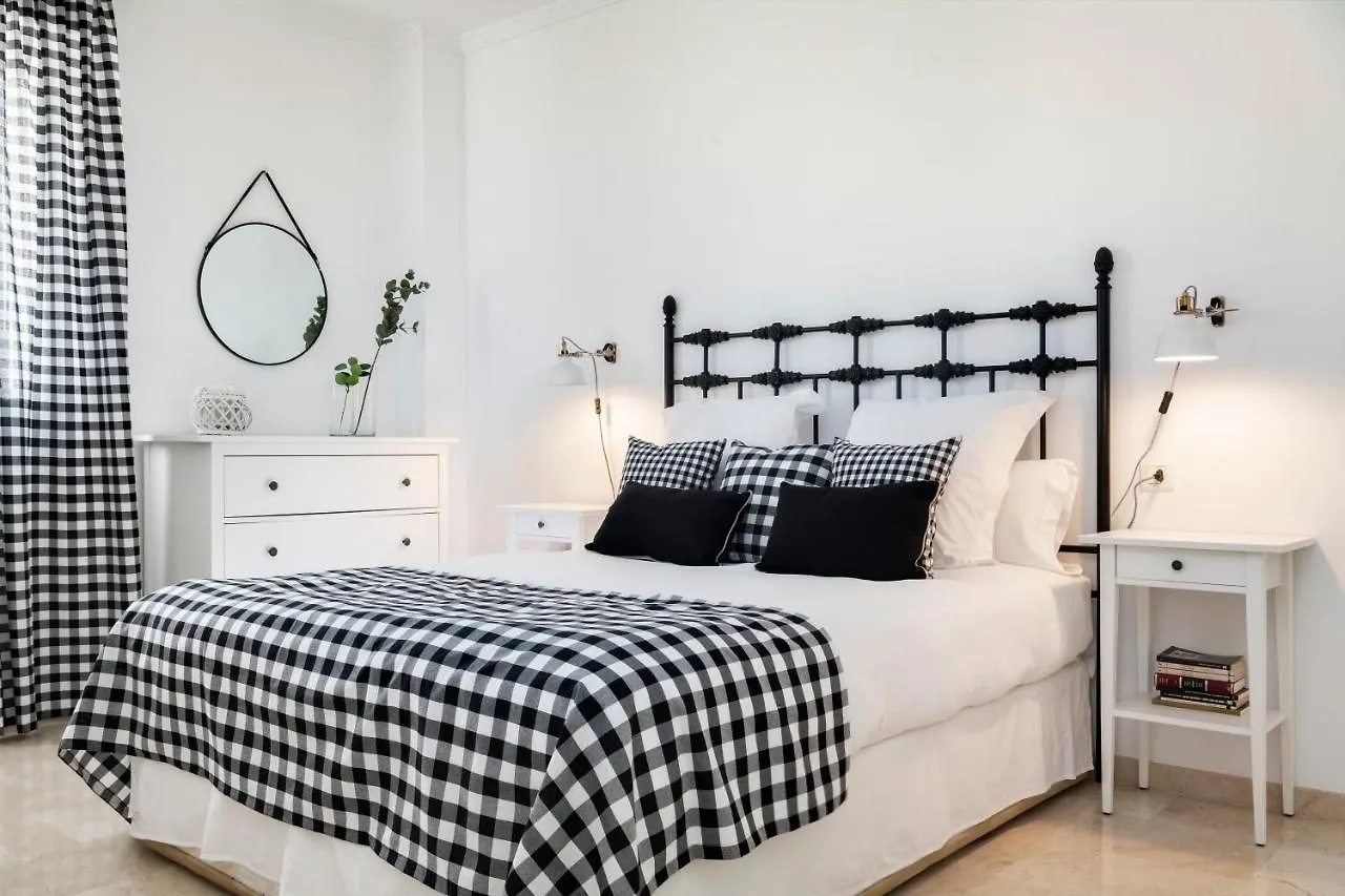Magno Apartments Alfareria - Private Parking Included Spain