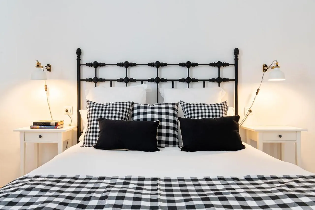 Magno Apartments Alfareria - Private Parking Included 세비야